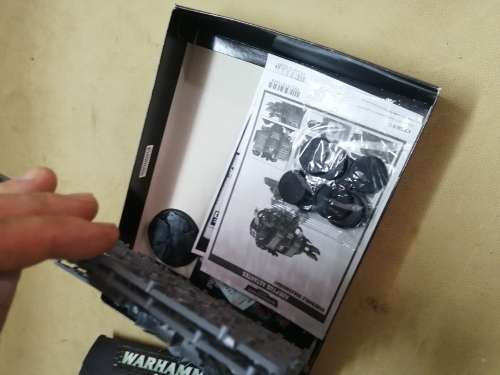 WARHAMMER 40000 BUILDING KIT COMPLETE IN BOX