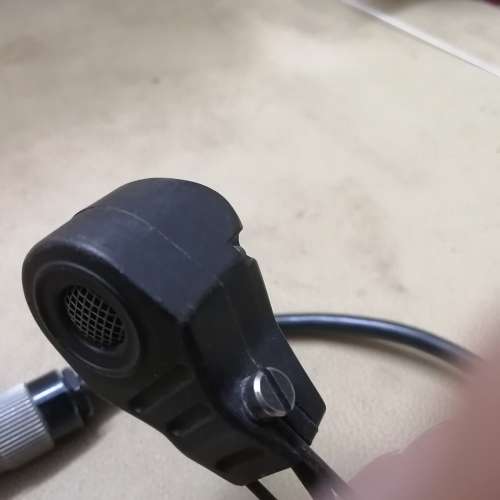 ORIGINAL WWII MILITARY TANK COMMANDERS HELMET WITH MIC AND SPEAKERS