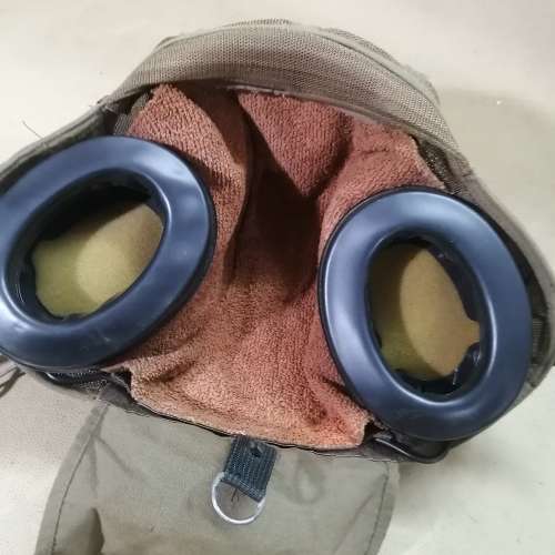 ORIGINAL WWII MILITARY TANK COMMANDERS HELMET WITH MIC AND SPEAKERS