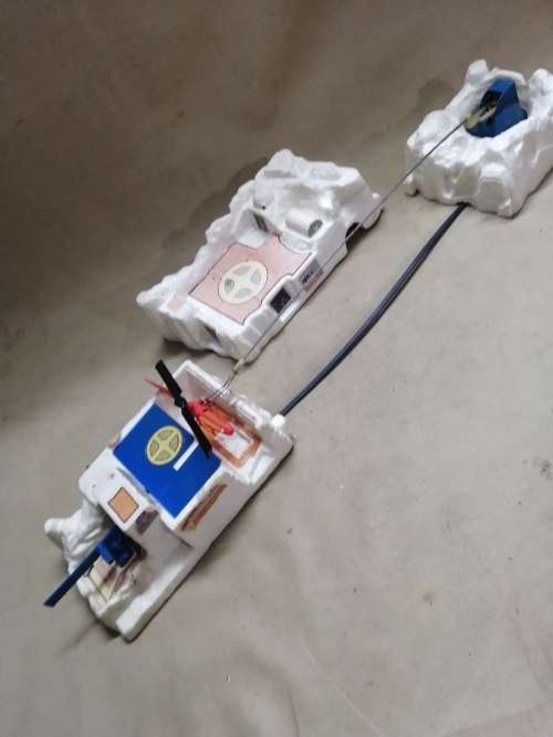 RARE VINTAGE 1974 MATTEL VERTIBIRD POLAR ADVENTURE HELICOPTER PLAYSET - COMPLETE WORKING