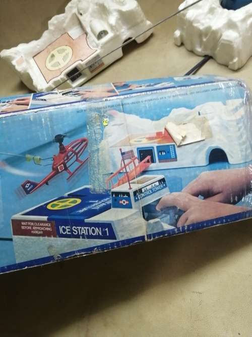 RARE VINTAGE 1974 MATTEL VERTIBIRD POLAR ADVENTURE HELICOPTER PLAYSET - COMPLETE WORKING