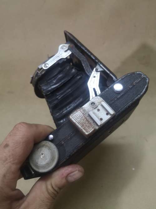 VINTAGE BALDA BALDAX FOLDING CAMERA