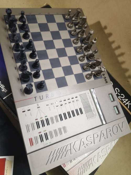 ORIGINAL VINTAGE KASPAROV TURBO S-24K ADVANCED CHESS COMPUTER - TESTED WORKING