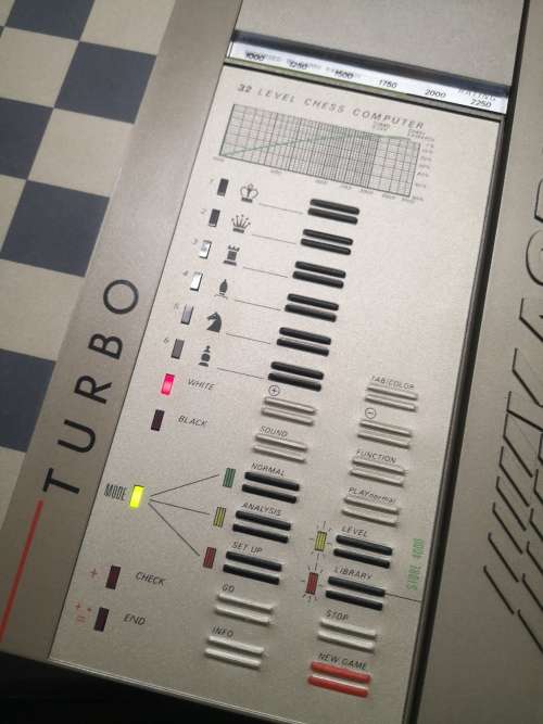 ORIGINAL VINTAGE KASPAROV TURBO S-24K ADVANCED CHESS COMPUTER - TESTED WORKING