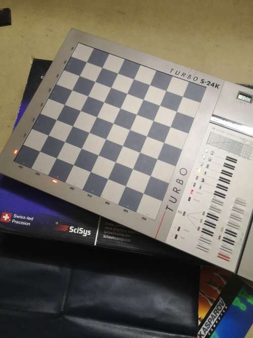 ORIGINAL VINTAGE KASPAROV TURBO S-24K ADVANCED CHESS COMPUTER - TESTED WORKING