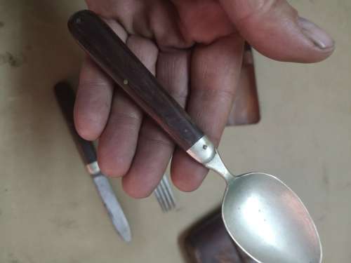 VINTAGE HANDMADE FOLDING UTENSILS AND CUP IN A LEATHER POUCH