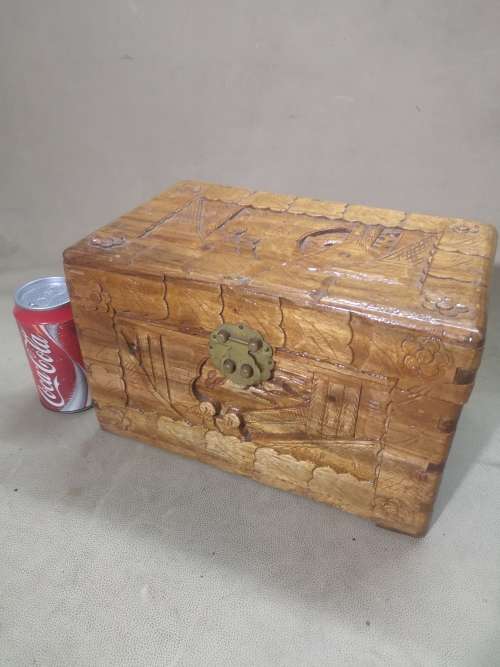 BEAUTIFUL BIG CARVED WOODEN CHEST JEWELRY BOX