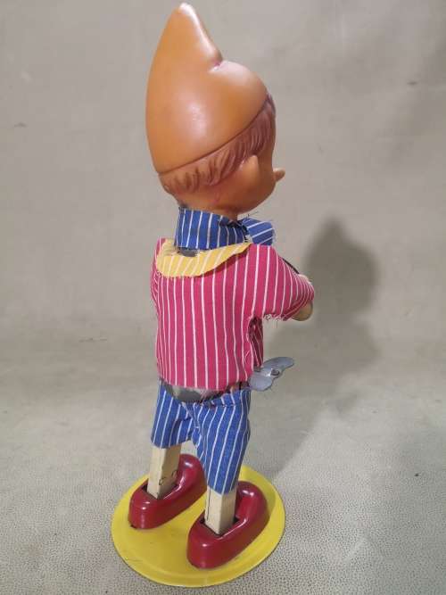 VERY RARE 1950`S CIRCA PINOCCHIO METAL WIND-UP TOY - 100% WORKING