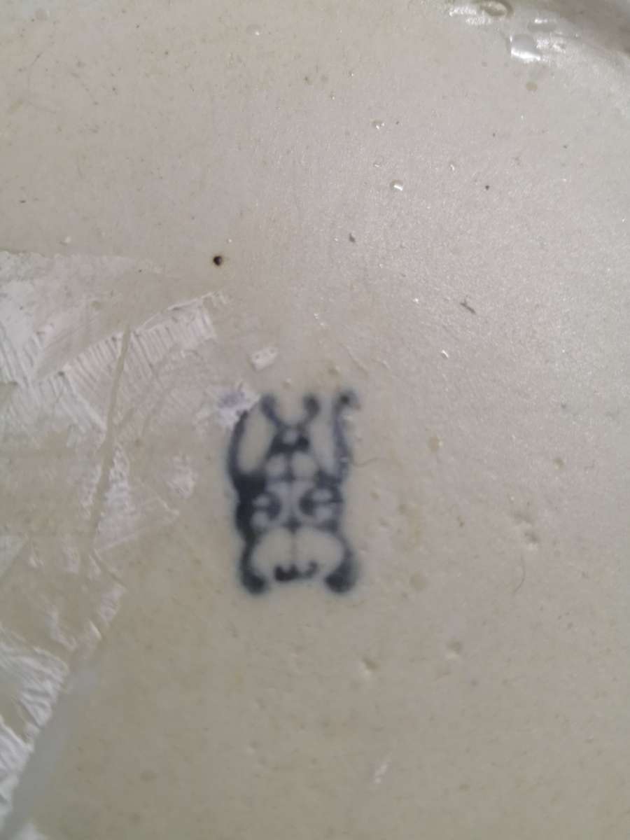 EXQUISITE GIGANTIC VINTAGE HAND PAINTED BLUE AND WHITE ORIENTAL VASE WITH ORIGINAL MARKINGS - 460MM