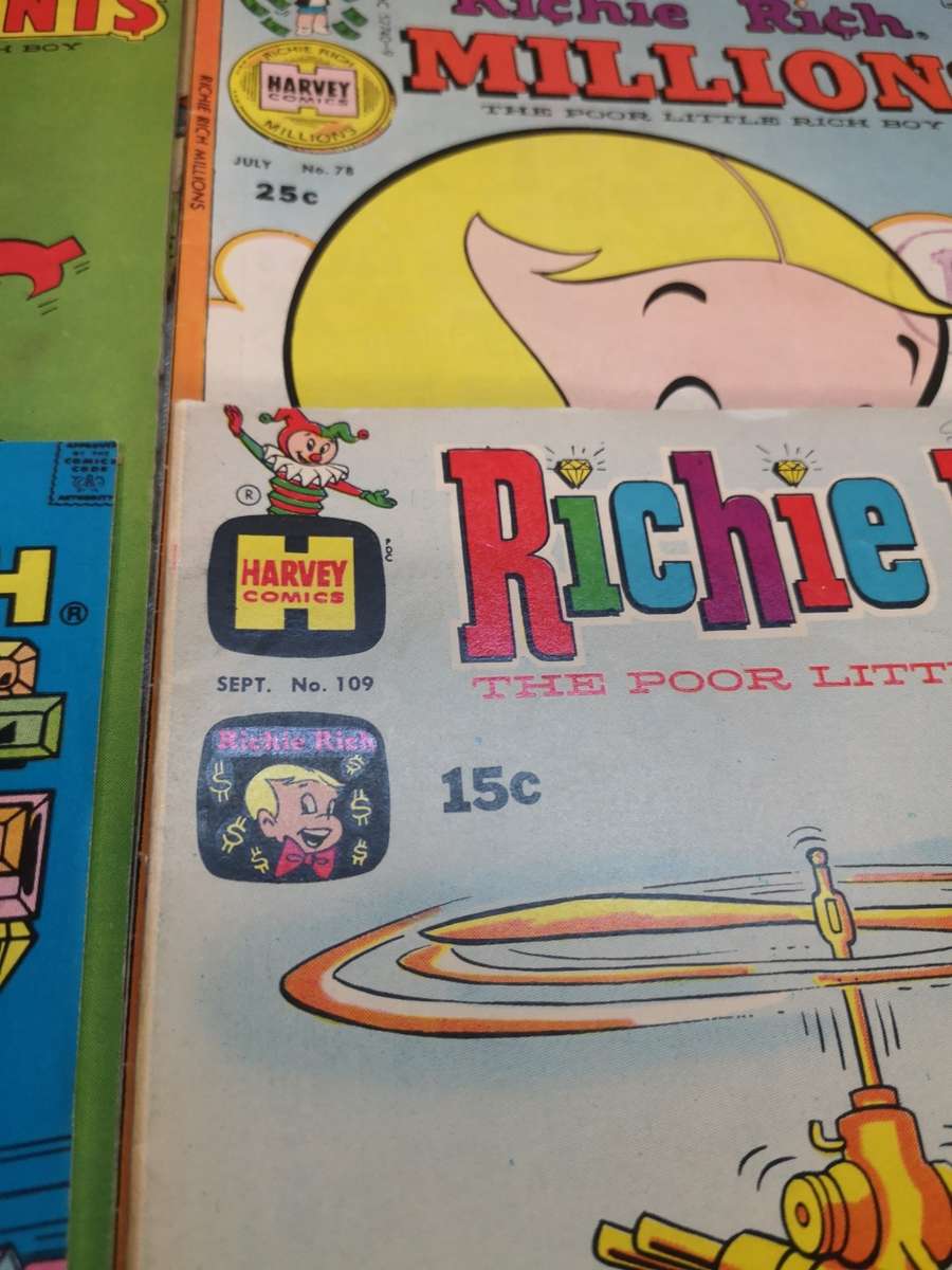 HUGE COLLECTION OF VINTAGE RICHIE RICH COMIC BOOKS
