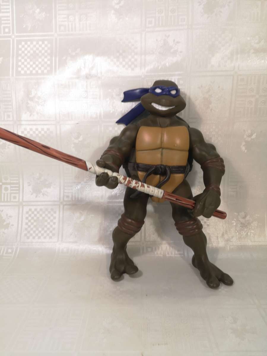 GIANT VINTAGE NINJA TURTLES DONATELLO BY PLAYMATES TOYS - MIRAGE STUDIOS 2 OF 2