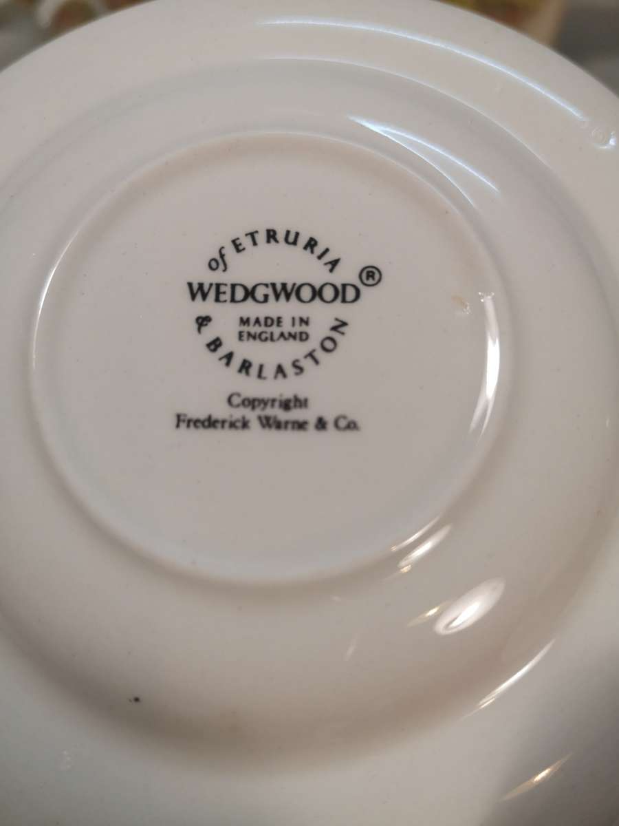 VINTAGE WEDGWOOD CHILDS POTTER PETER RABBIT 10 PIECE TEA SET - MINT IN ORIGINAL BOX