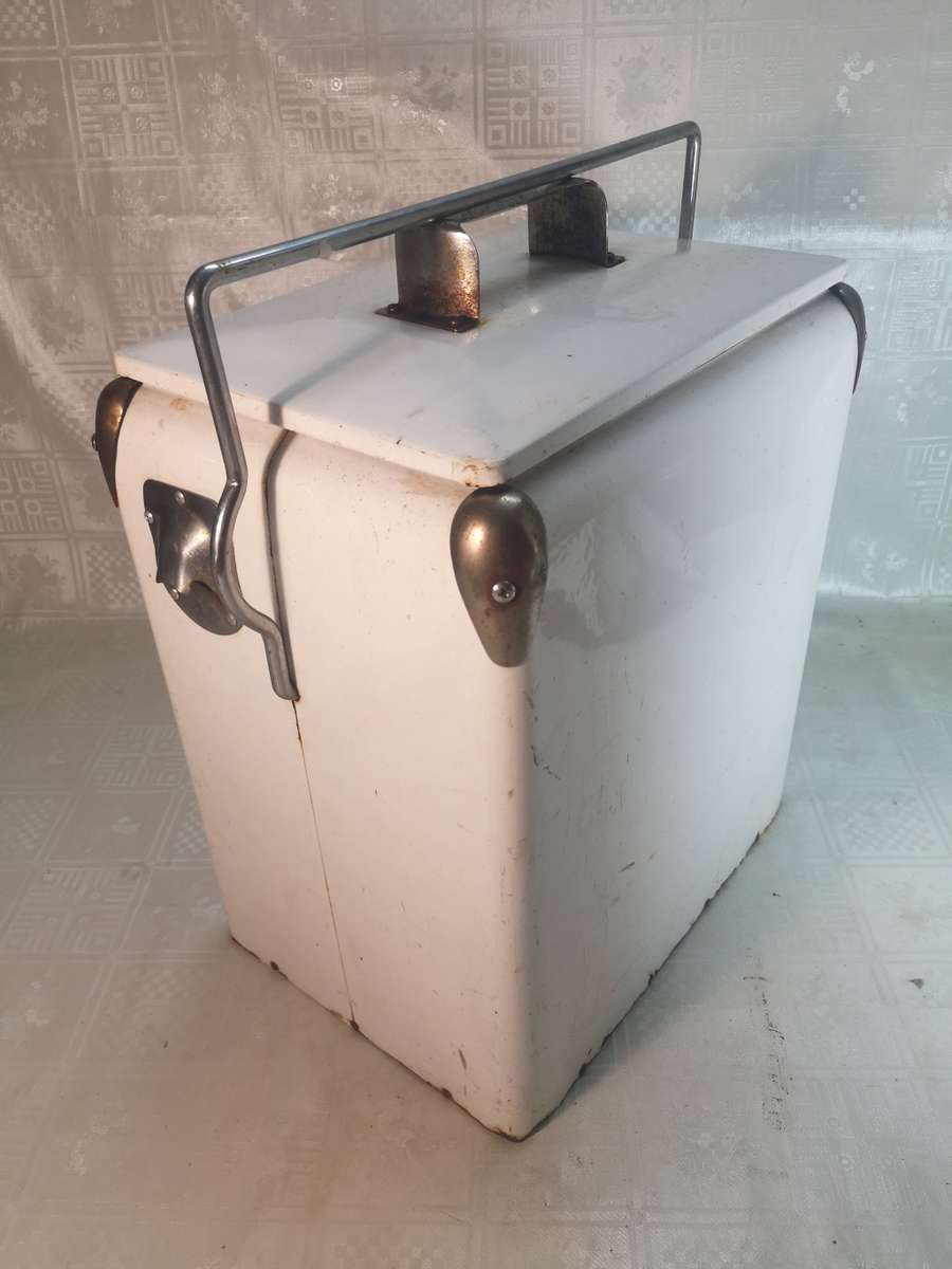 Magnificent Vintage Steel Peroni Italy Cooler Box With Opener