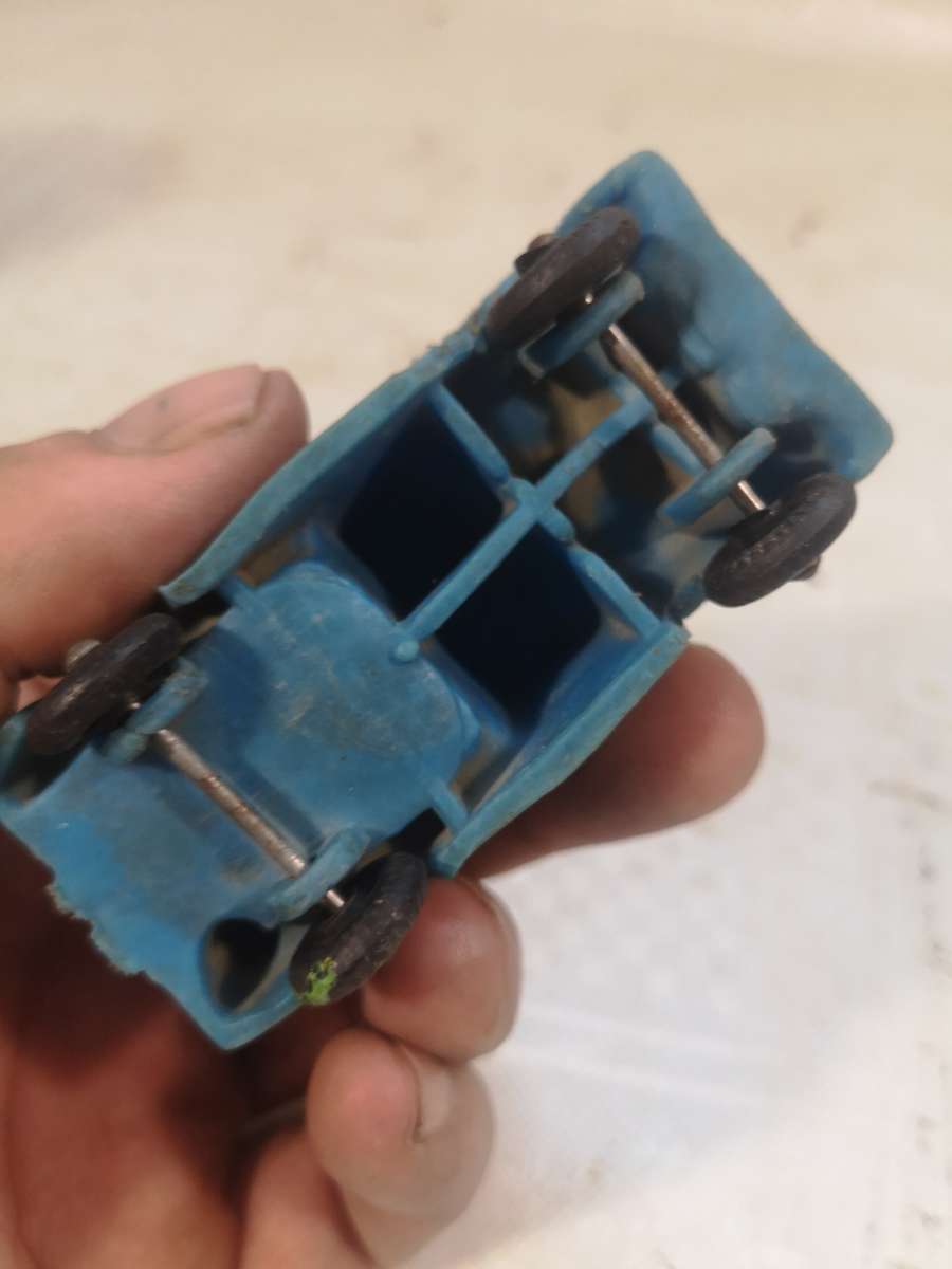 VINTAGE TOMTE NORWAY RUBBER SERIES ONE LANDROVER