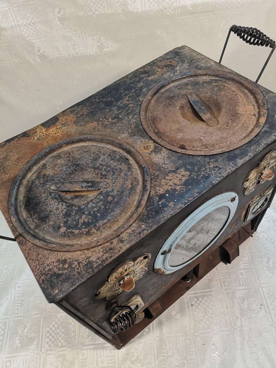 ANTIQUE RIPPINGILLES KEROSENE COOKING STOVE