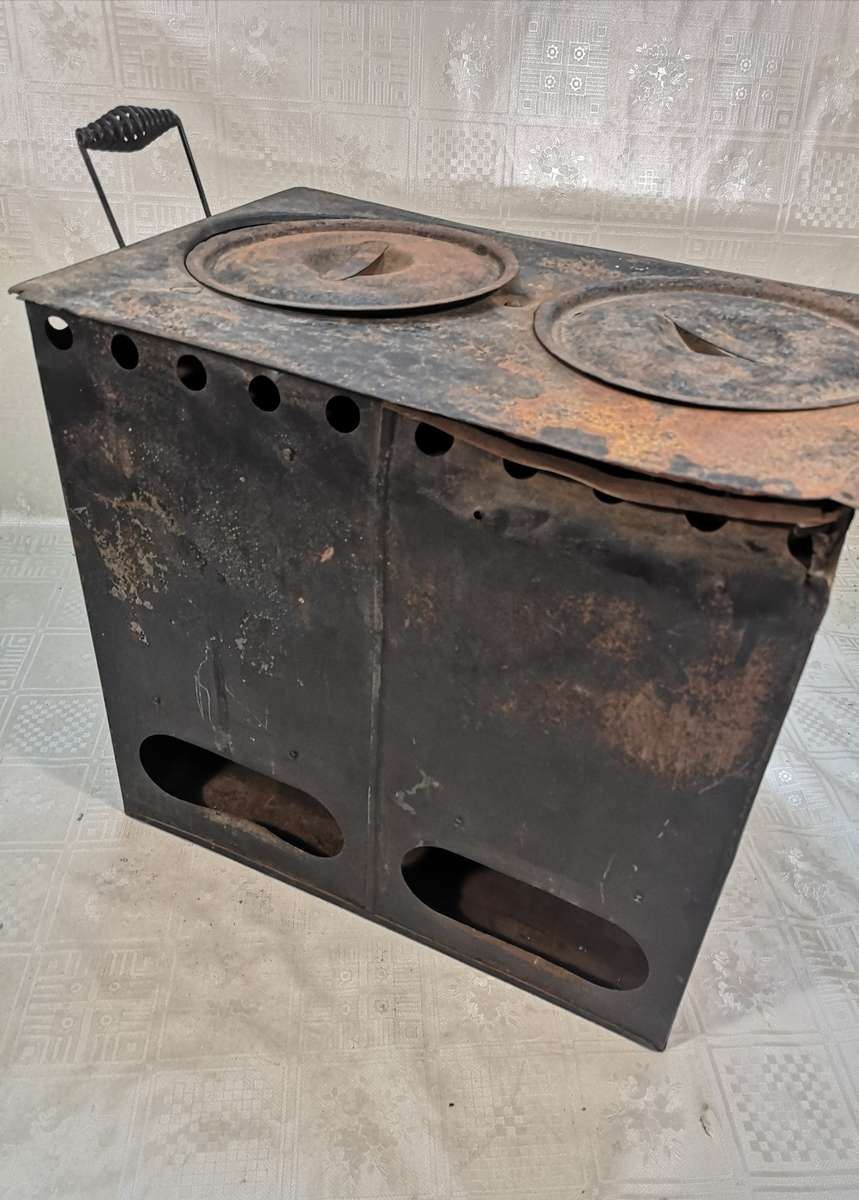 ANTIQUE RIPPINGILLES KEROSENE COOKING STOVE