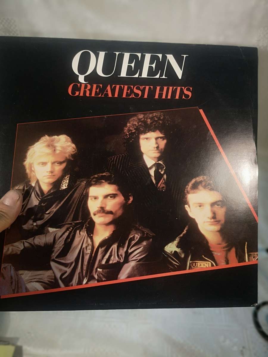 Queen Greatest Hits LP - Good Condition