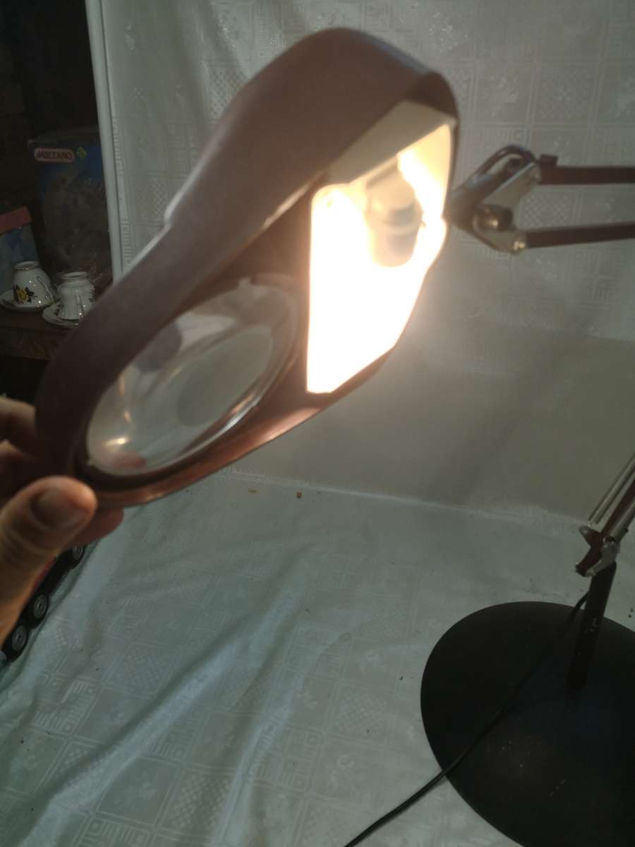 VINTAGE COCO ART ANGLEPOISE MAGNIFYING LAMP