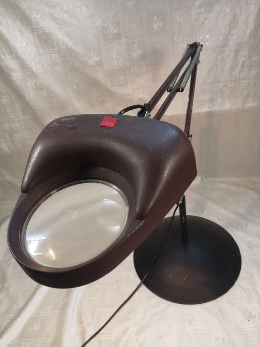 VINTAGE COCO ART ANGLEPOISE MAGNIFYING LAMP