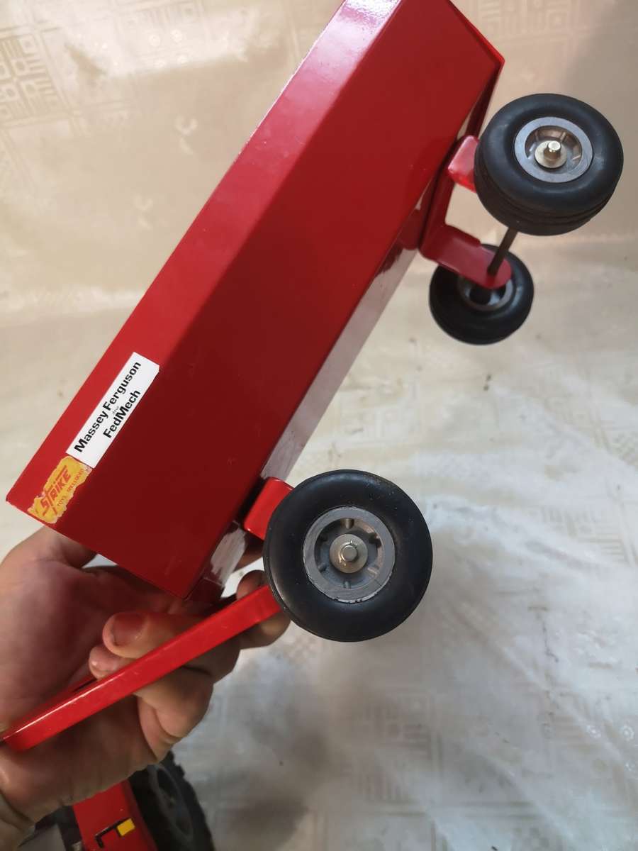 ORIGINAL STRIKE TOYS MODEL MASSEY FERGUSON 290 TRACTOR AND TRAILER - LIKE NEW