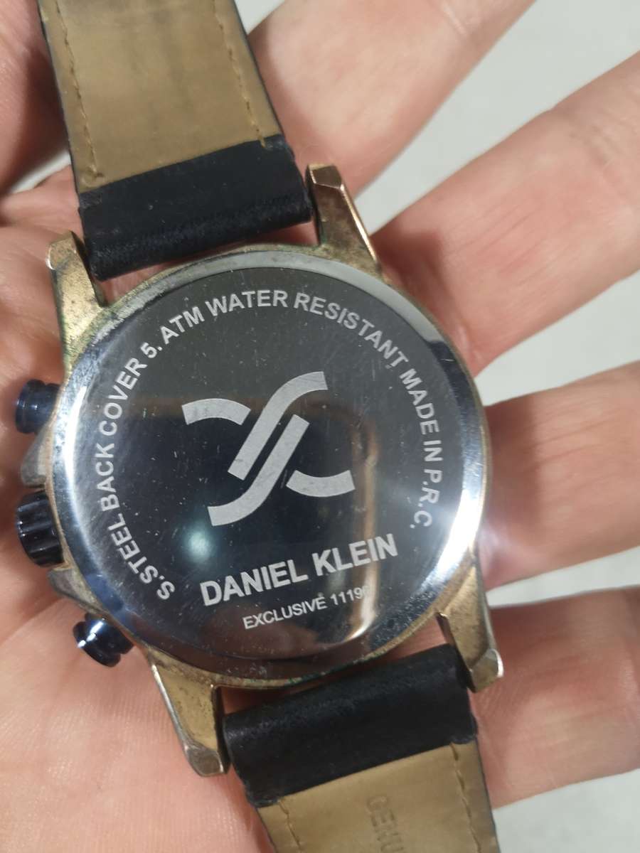 STUNNING DANIEL KLEIN ANALOG MENS WATCH WITH LEATHER STRAP - LIKE NEW