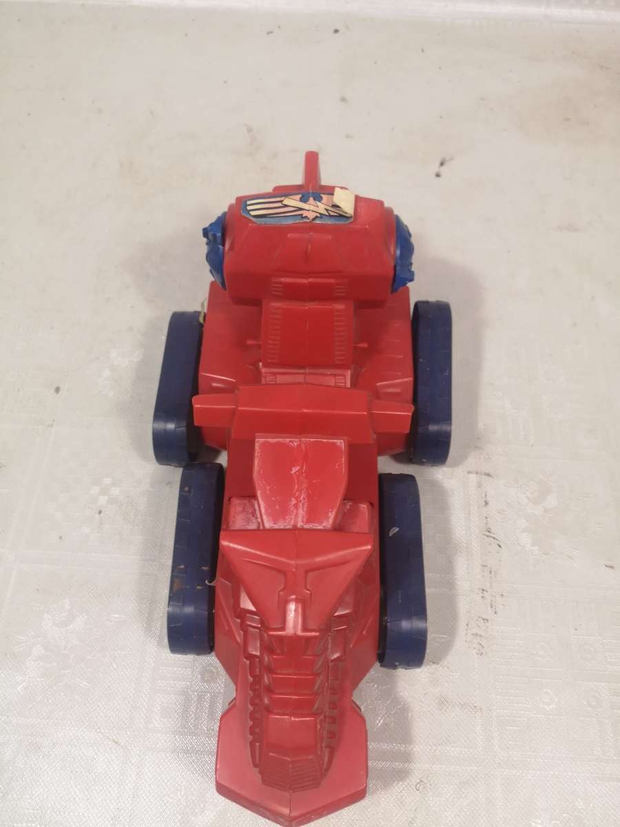 Vintage 1980`s MOTU He Man Masters of the Universe ATTAK TRAK
