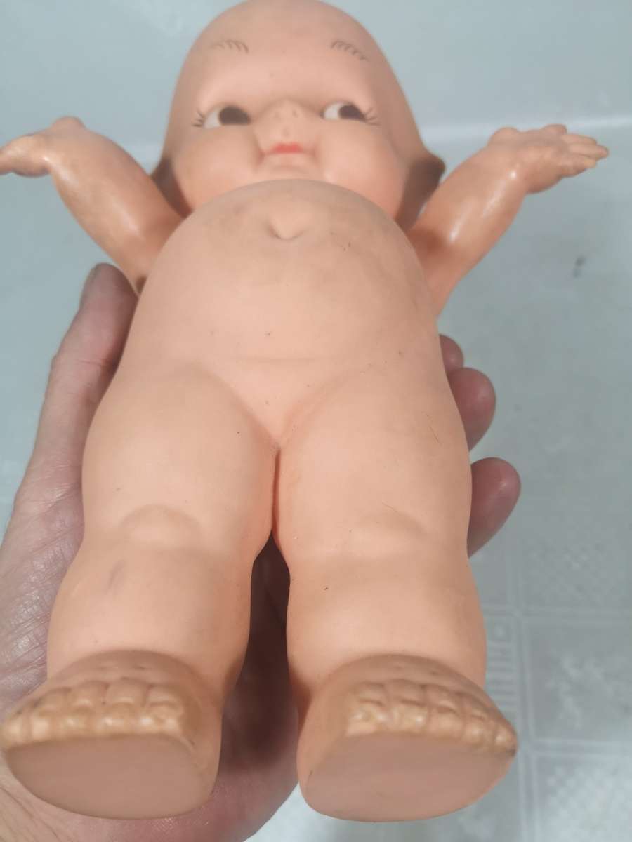 Rare Original Rubber Kewpie doll with brown eyes