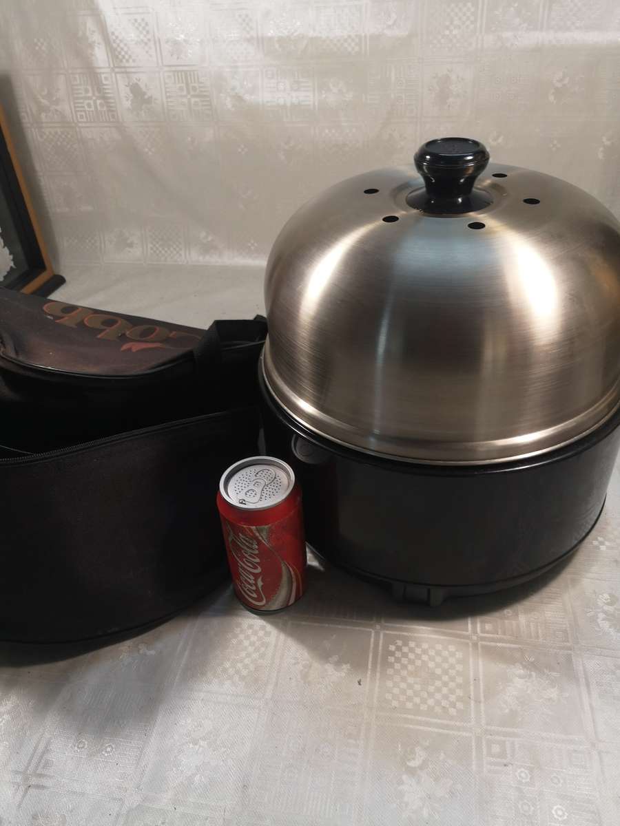 COMPLETE COBB PORTABLE CHARCOAL GRILL 300MM - VERY GOOD CONDITION