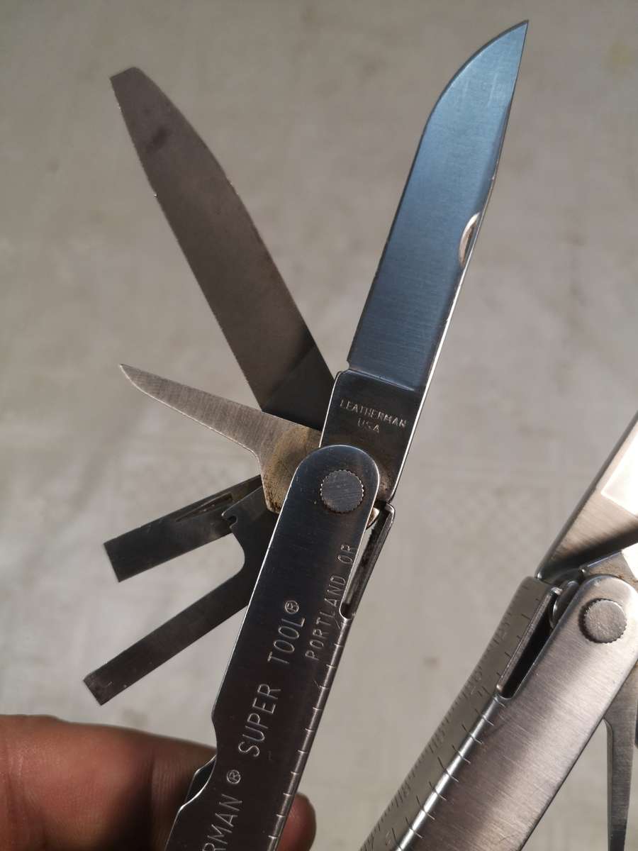 MAGNIFICENT ORIGINAL LEATHERMAN SUPER TOOL PORTLAND OR