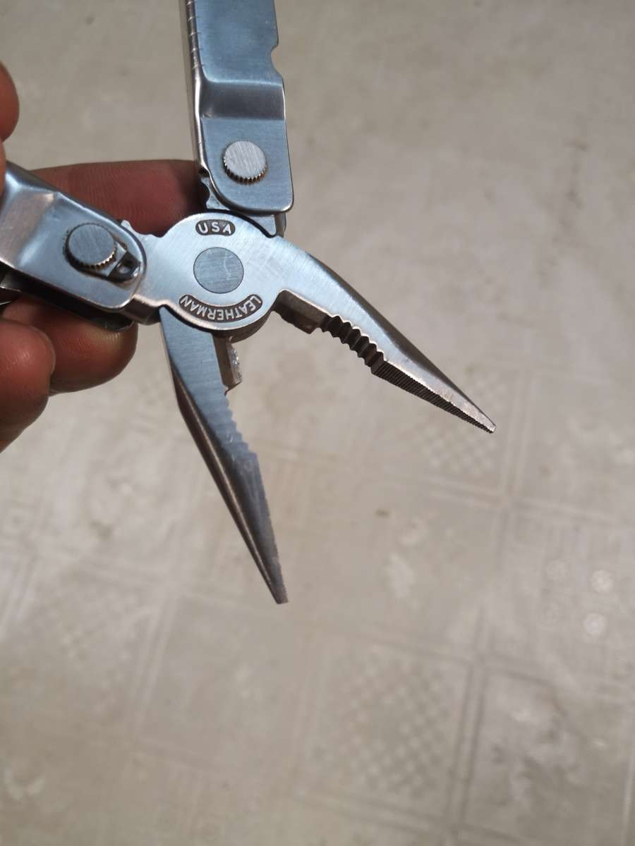 MAGNIFICENT ORIGINAL LEATHERMAN SUPER TOOL PORTLAND OR