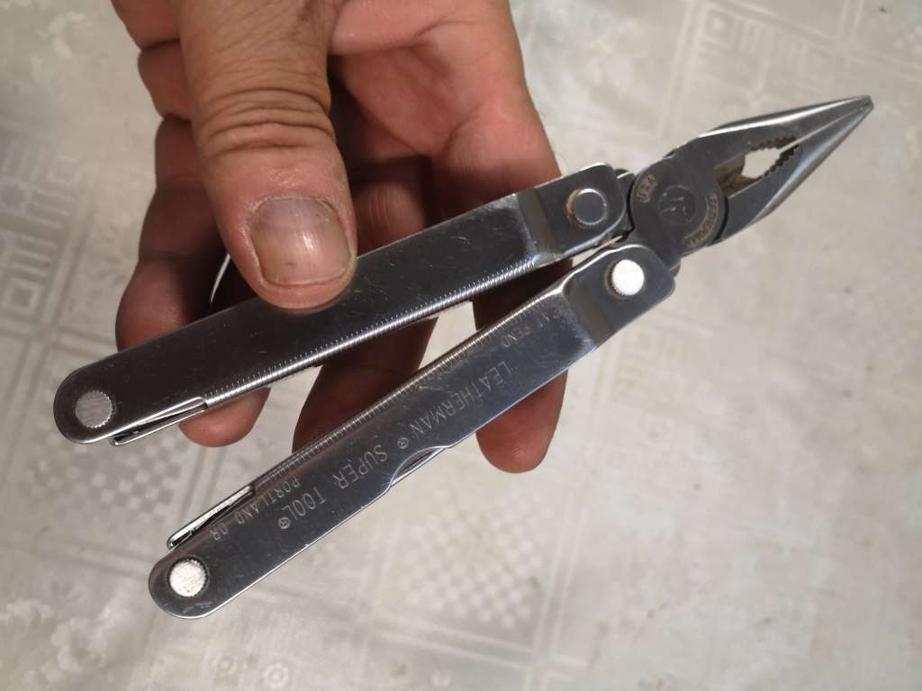 MAGNIFICENT ORIGINAL LEATHERMAN SUPER TOOL PORTLAND OR