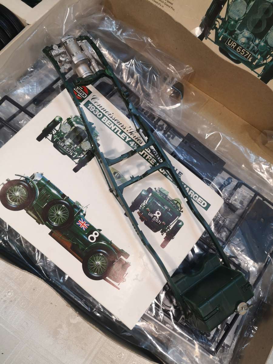 Very Large Airfix 1930 Bentley 4 ½ Litre Supercharged 1/12 Scale Model Kit