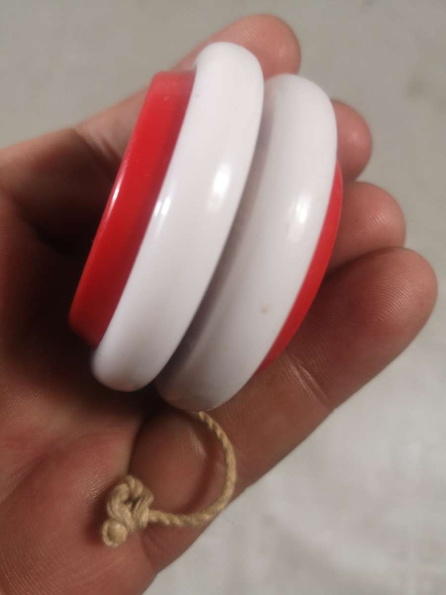 Vintage Genuine Russell Coca Cola Professional Yo-Yo