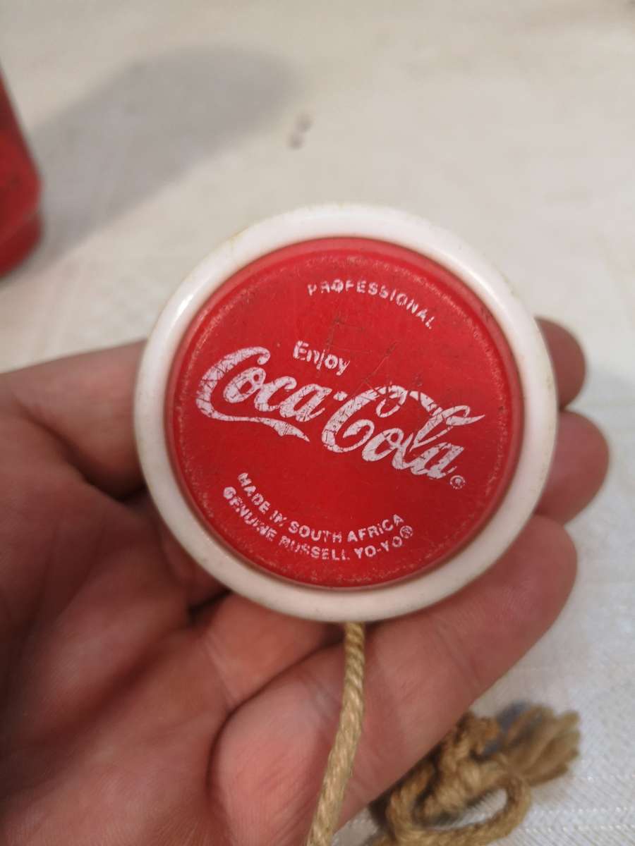 Vintage Genuine Russell Coca Cola Professional Yo-Yo (Made in South Africa)