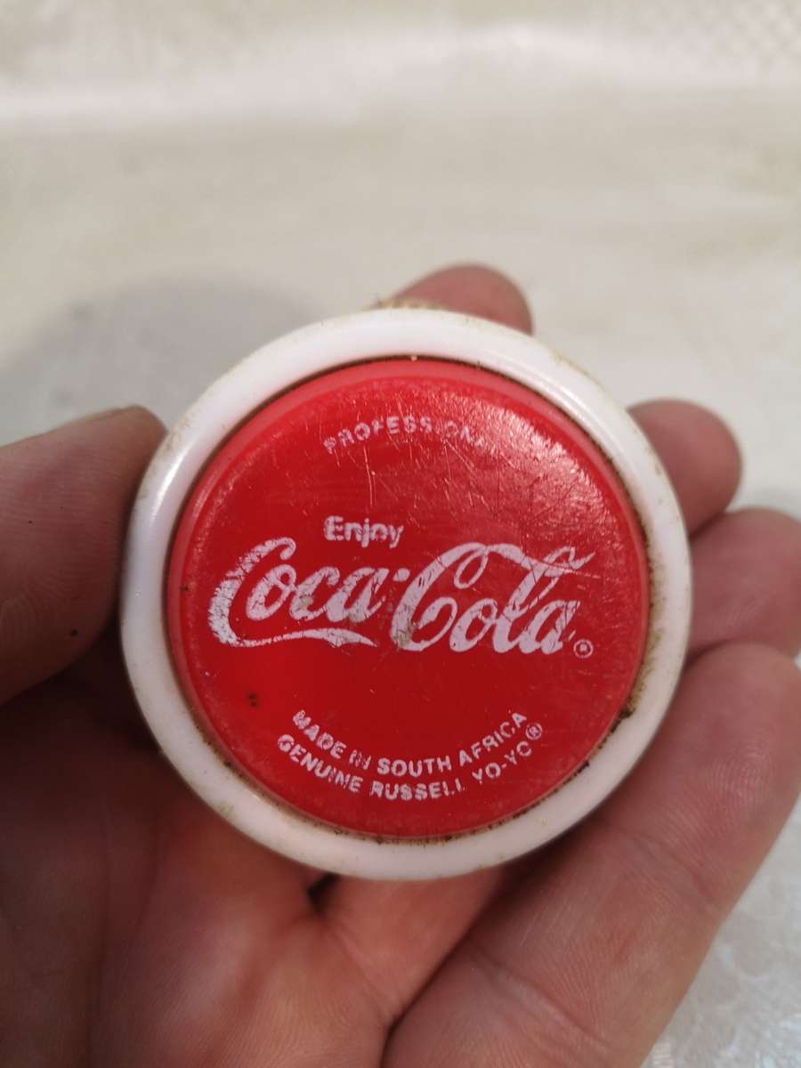 Vintage Genuine Russell Coca Cola Professional Yo-Yo (Made in South Africa)