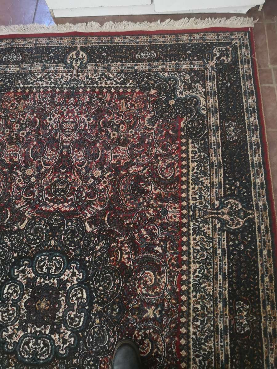 MAGNIFICENT VERY LARGE HANDWOVEN ORIENTAL WOOL CARPET 1950mm x 3000mm