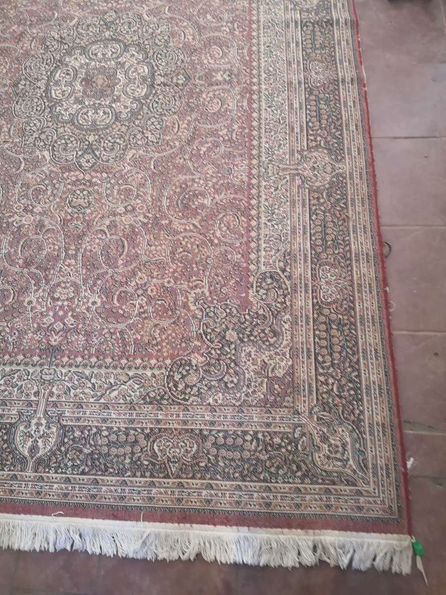MAGNIFICENT VERY LARGE HANDWOVEN ORIENTAL WOOL CARPET 1950mm x 3000mm