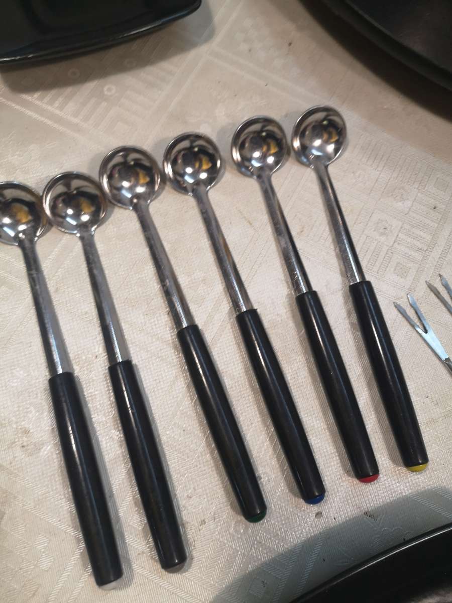 VERY LARGE FONDUE SET