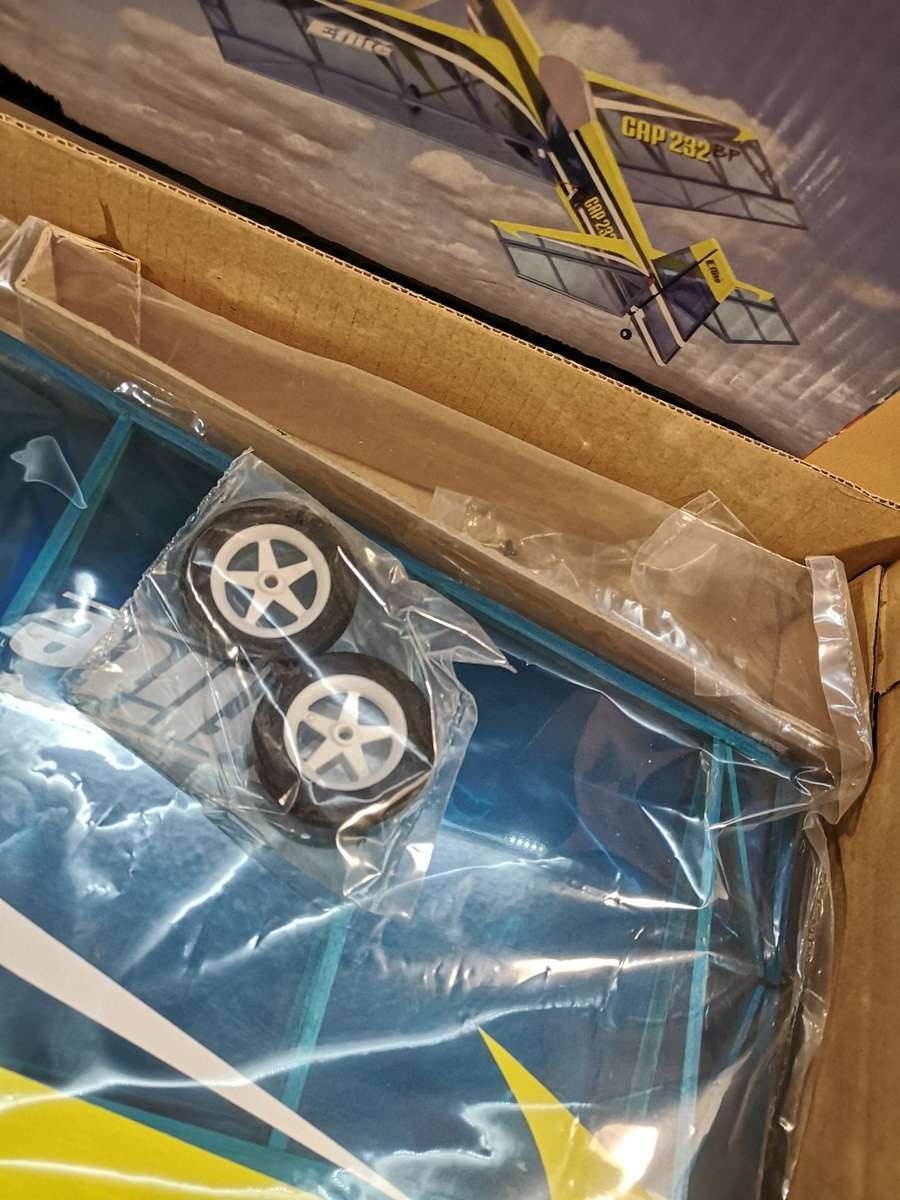 Very Large!! E-flite CAP 232 BP ARF Construction Kit (New in box)