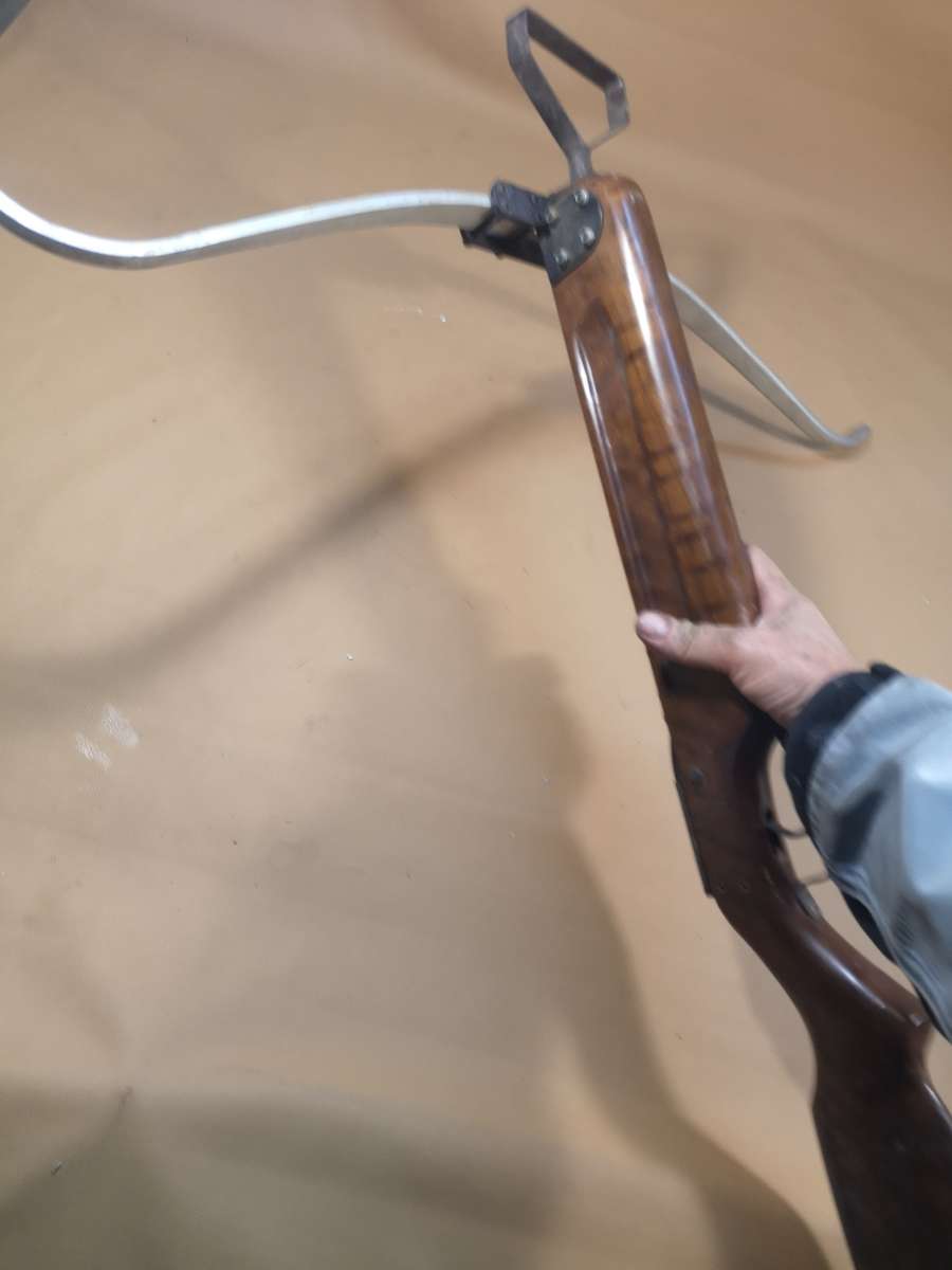 Magnificent Vintage Crossbow