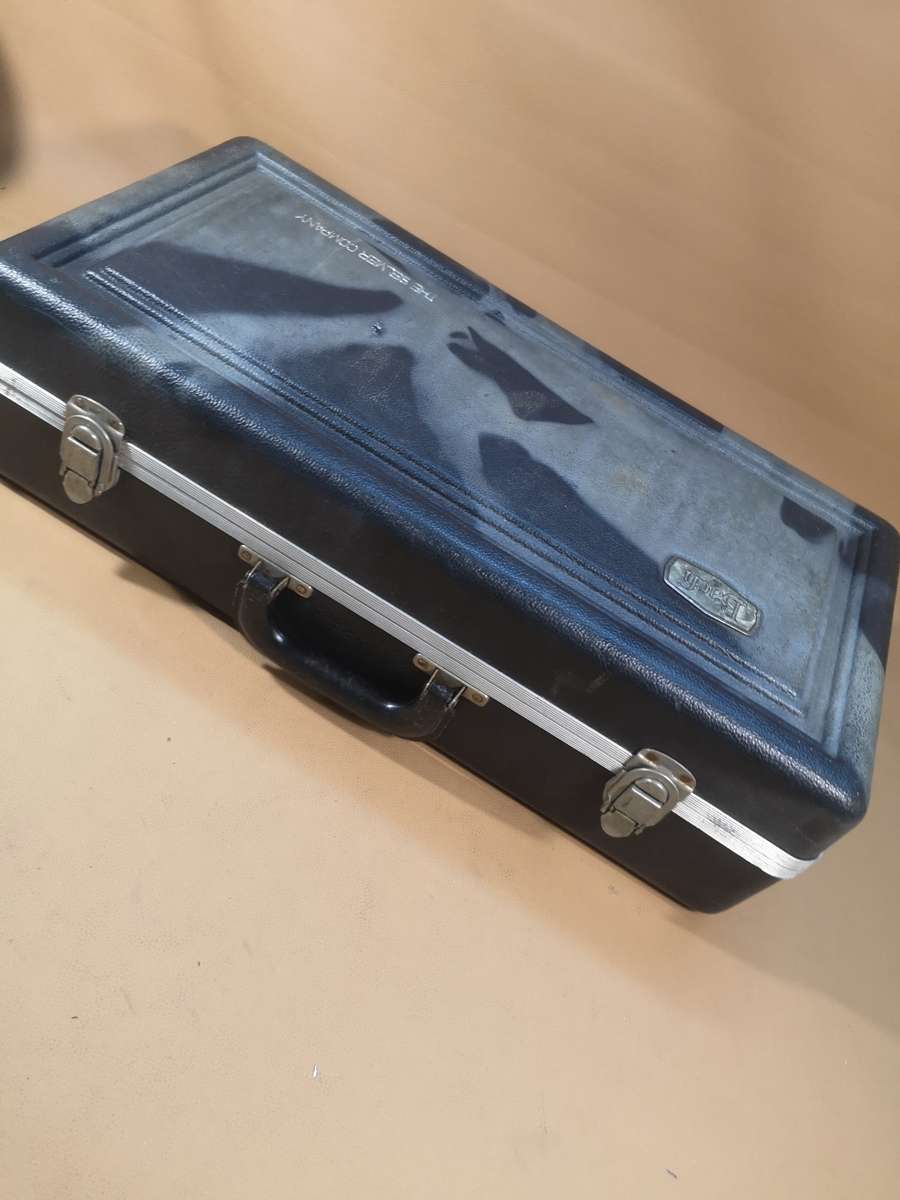 Magnificent Professional Bach TR300 Trumpet in original case