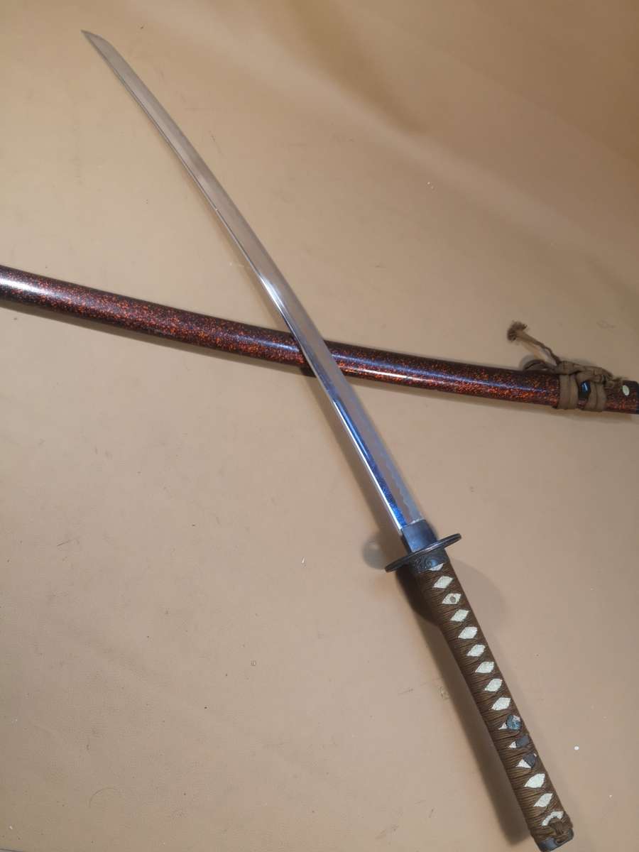 Beautiful Japanese Katana made in Japan 1060mm