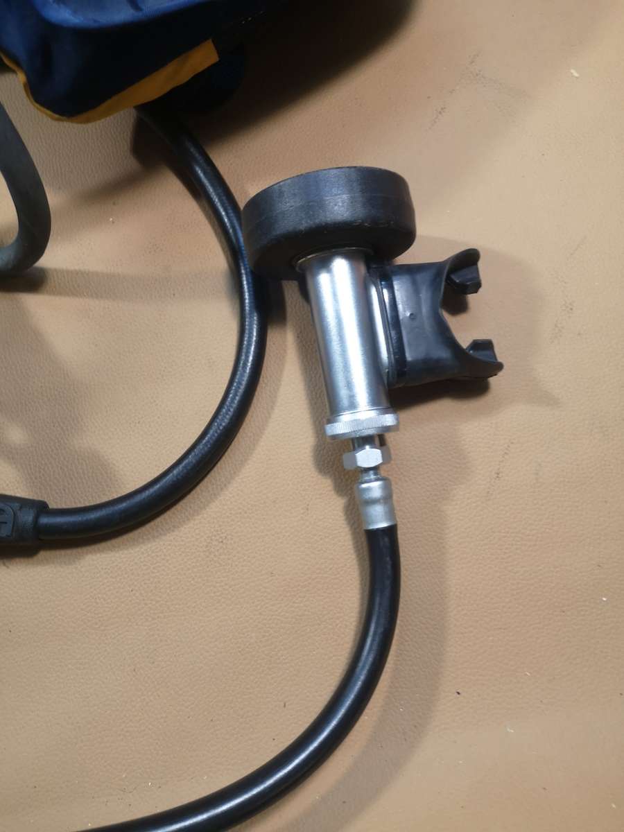 SCUBA DIVING EQUIMENT