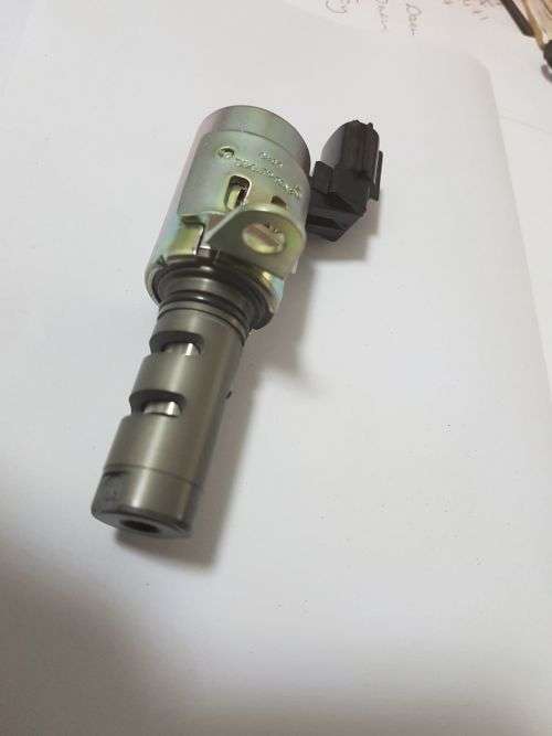 Ford Focus Fiesta C-max 1.6 16V Oil Control Vvt Solenoid Be826m280b 4m5g-6l713-Ae