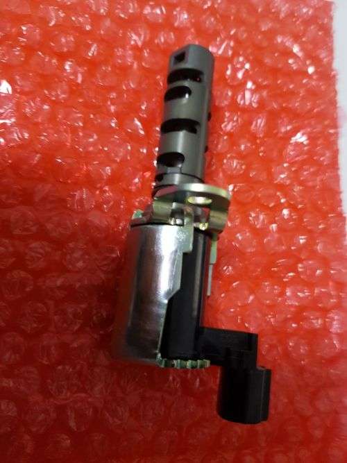 Toyota  VVT Cam Camshaft Timing Oil Control Valve Sensor Solenoid 1ZZFE  15330-22030