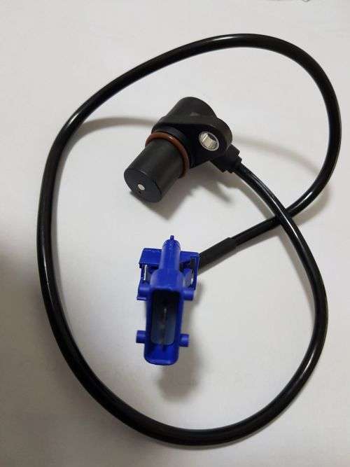 SAAB 9-3 9-5 900 2.0 2.3 CRANKSHAFT POSITION SENSOR  55557326 0261210269 9177221 30561772