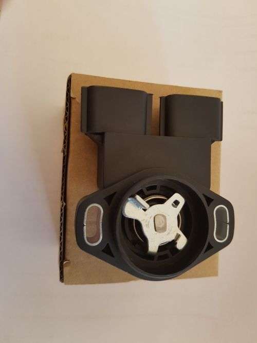 NISSAN ISUZU ORIGINAL HITACHI TPS SENSOR 8971631640 SERA486-07/08