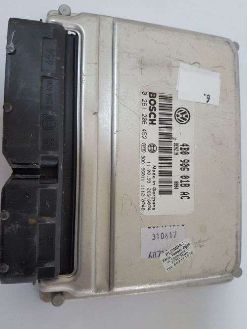 VW PASSAT AUDI A4 1.8T Engine Computer ECU BOSCH  0261206452 /  4B0906018AC