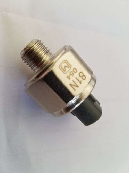 TOYOTA KNOCK SENSOR 89615-12050 ONE PIN