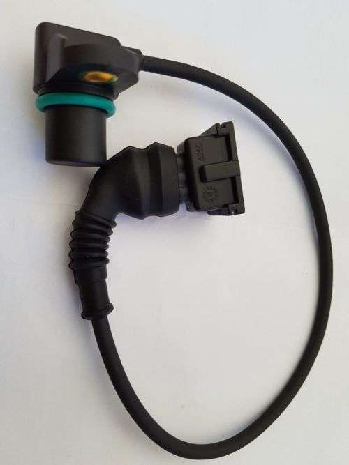 BMW E31 E38 E39 540i 740i 740il 840i CAMSHAFT SENSOR 12141742185
